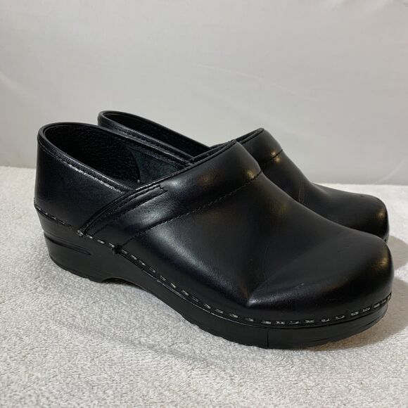 Dansko Cabrio Black Clogs Womens 36 USA 5.5-6 Nursing Shoes - Picture 2 of 9